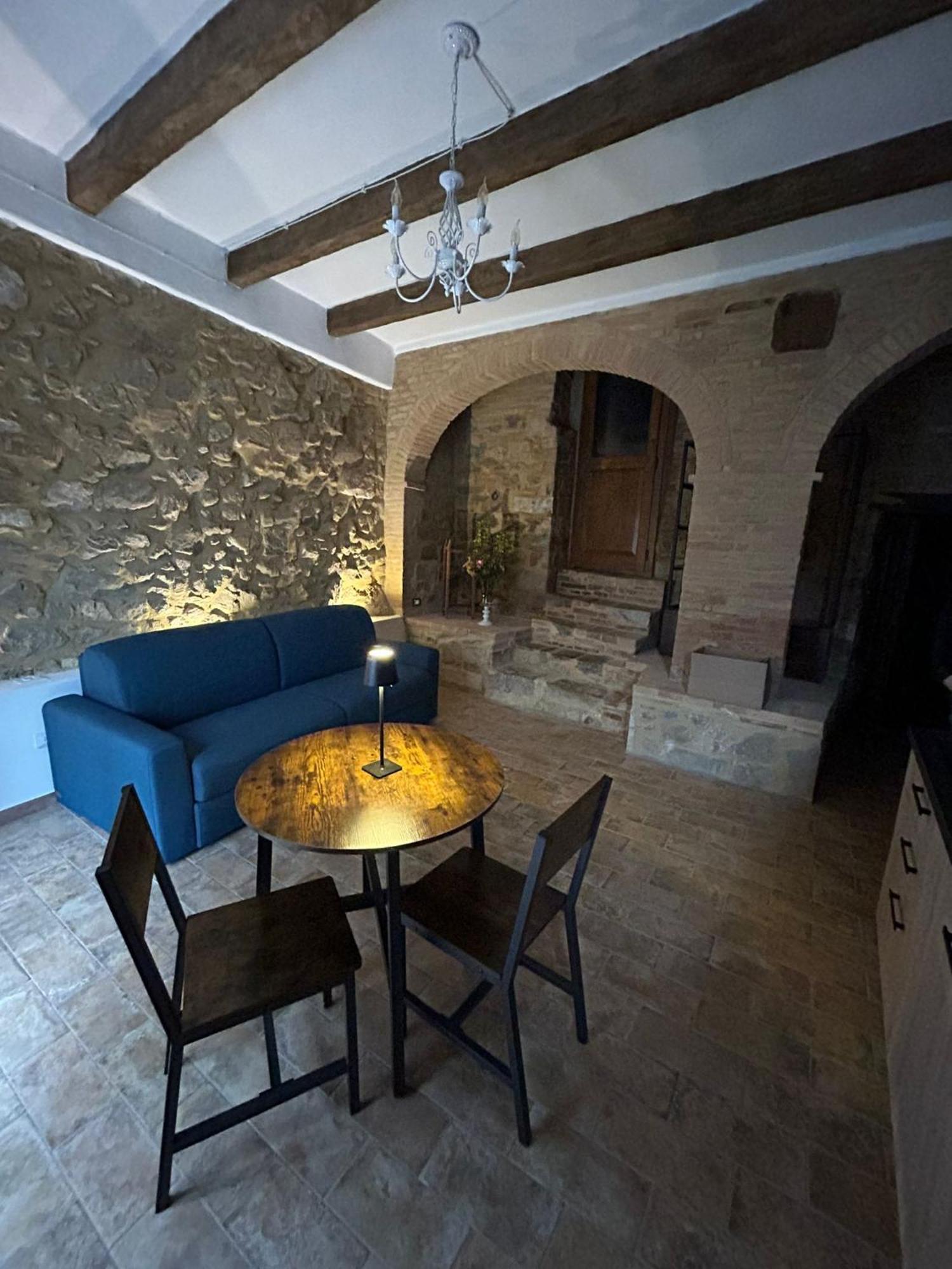 Borgo Di Mezzo Apartment Castelnuovo dell'Abate Exterior photo